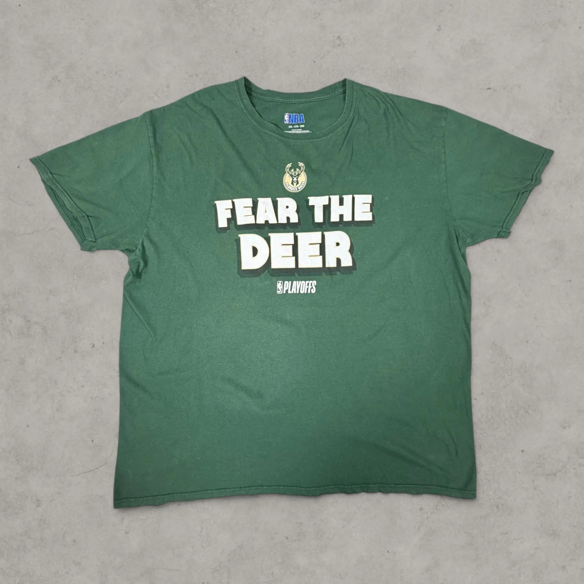 VINCULTSHOP Milwaukee Bucks Fear The Deer T Shirt Green 2XL NBA Tshirt